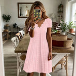 Rochie cu Decolteu în V și Broderii